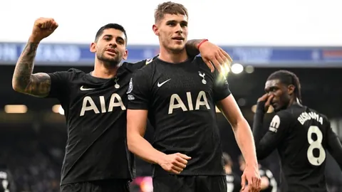 大乐透期号专家首胜预测：科特卡挑战6胜4